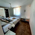 Domitrovic Pirovac