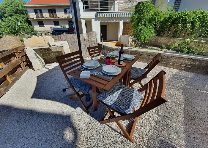 Domitrovic * ピロヴァッツ